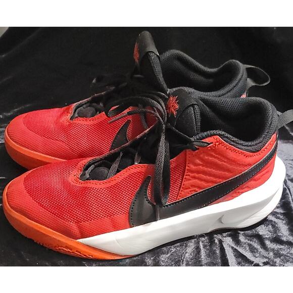 Nike Hustle DX SU-21 Red Black Boys Sneakers Shoes Size 6y Lace-Up